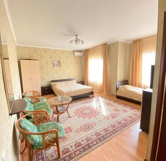 Cameră Triplă Confort, Villa Park 411