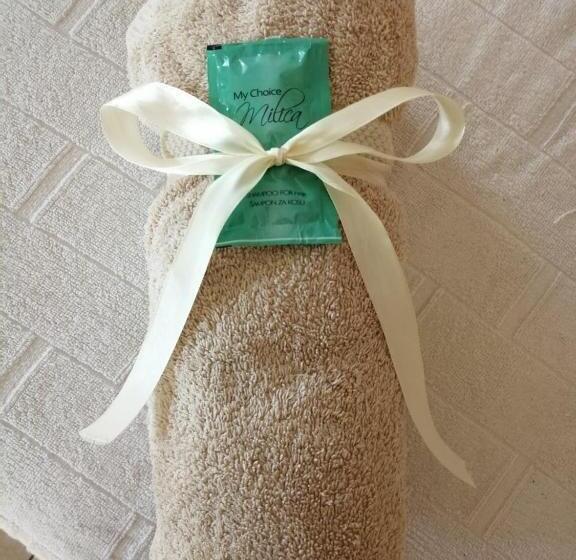 اتاق کلاسیک سه تخته, Guest House Best Food