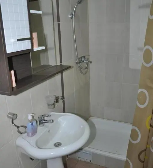 اتاق استاندارد, Guest House Best Food