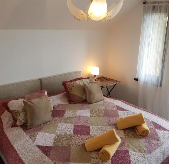 발코니가 있는 스위트, Penzion Lamberk