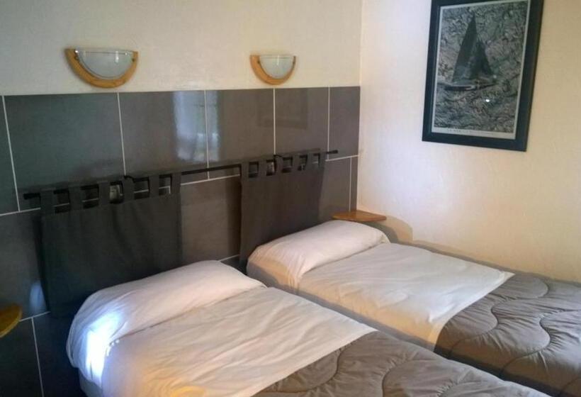 Номер Стандарт, Fasthotel Chambéry