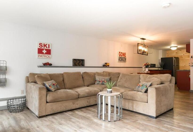 آپارتمان 1 خوابه, Warren Lodge