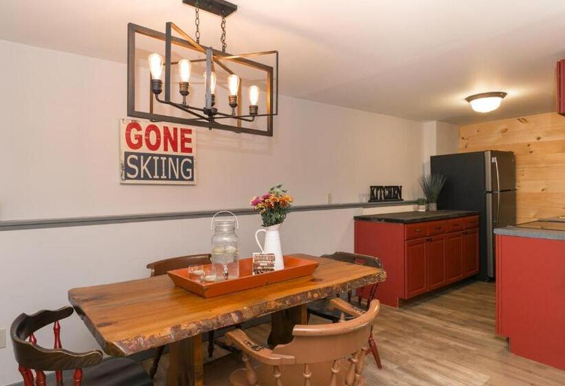 آپارتمان 1 خوابه, Warren Lodge