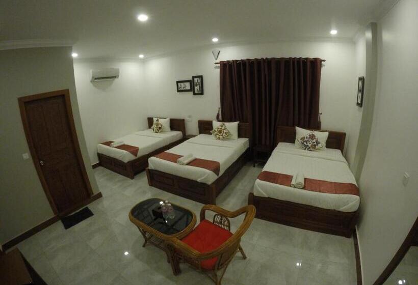 Habitación Triple Deluxe, Happy Family Guesthouse