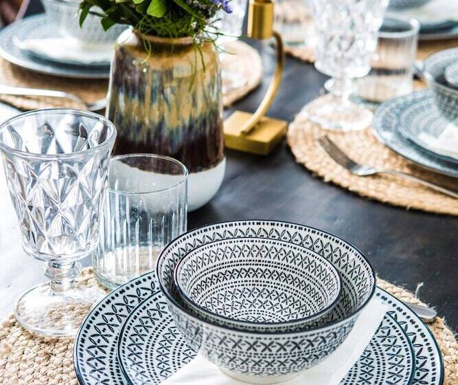 شقة غرفة واحدة, Terreno Studios