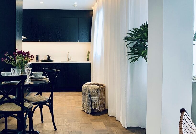 شقة غرفة واحدة, Terreno Studios