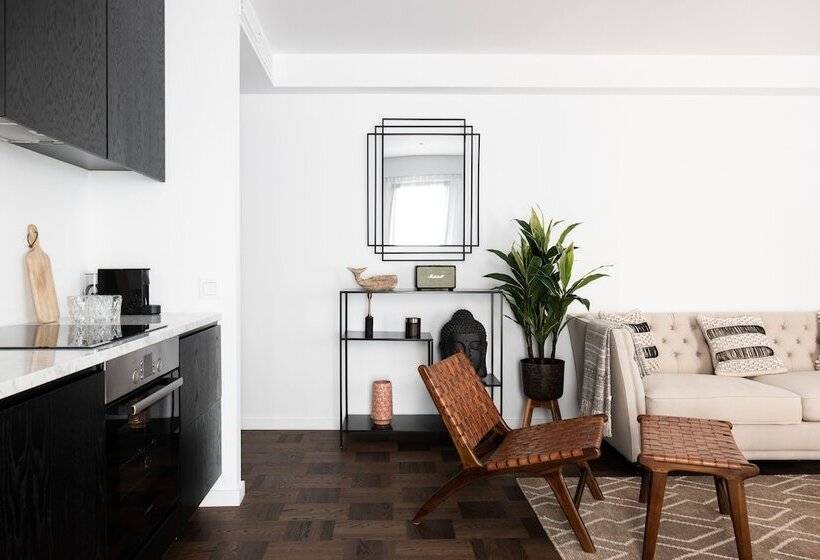 شقة غرفتين, Terreno Studios