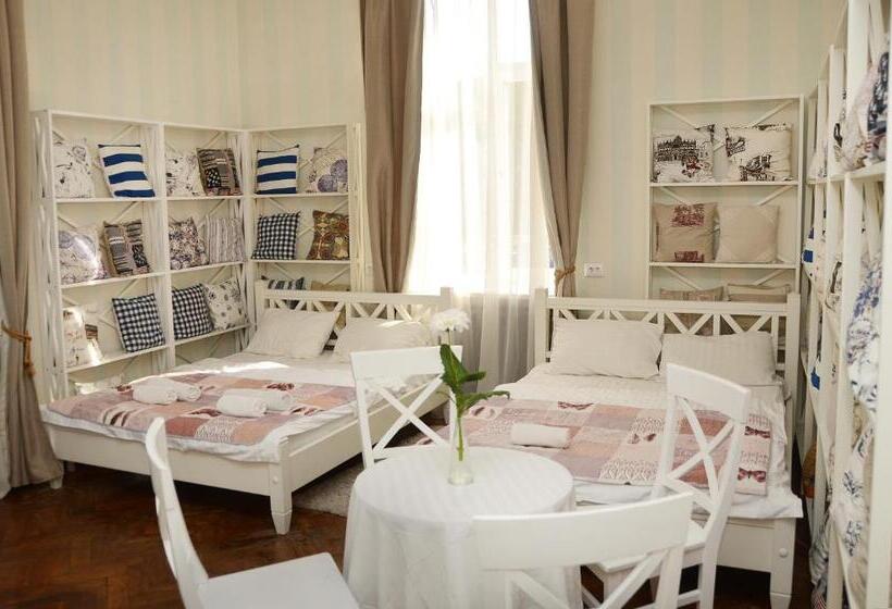 اتاق استاندارد چهار تخته, Panska Poduszka