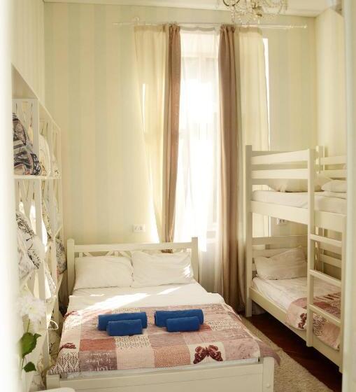 اتاق استاندارد چهار تخته, Panska Poduszka