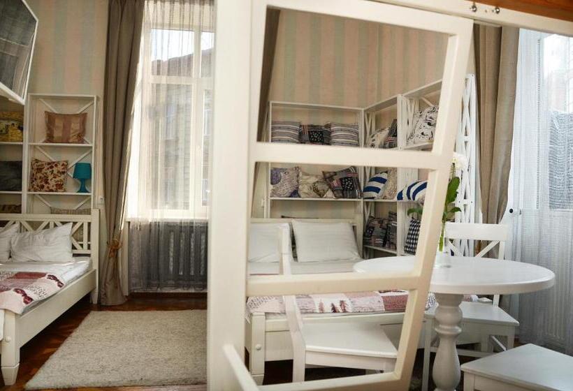 سوییت خانوادگی, Panska Poduszka