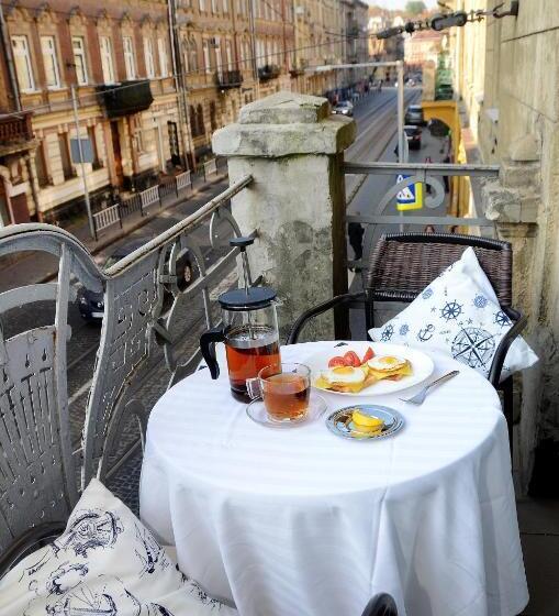 سوییت خانوادگی, Panska Poduszka