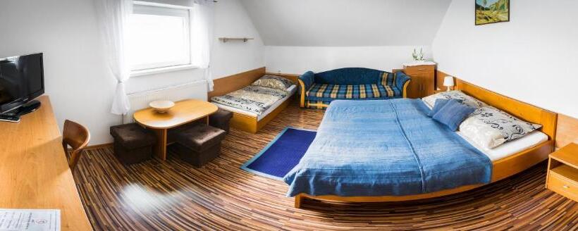 غرفة كلاسيكية ثلاثية, Penzión Marco Polo