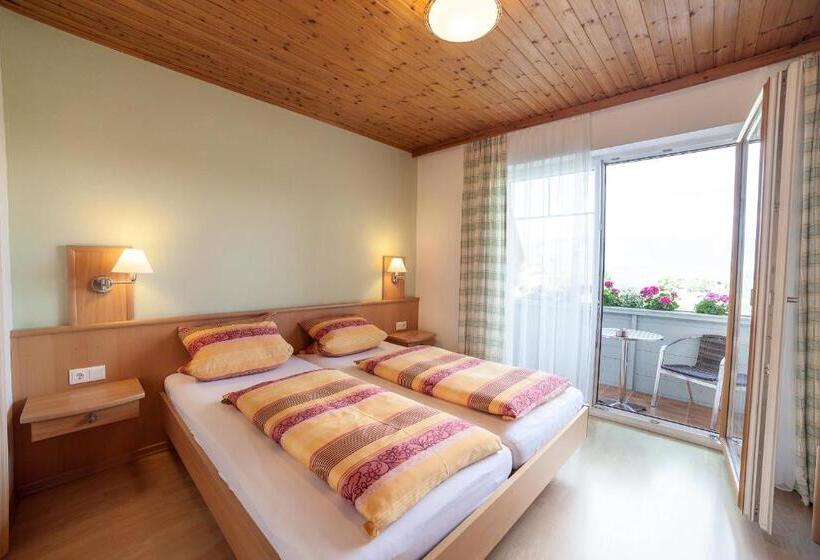 غرفة قياسية مزوَّدة بشُرفة, Pension Christophorus