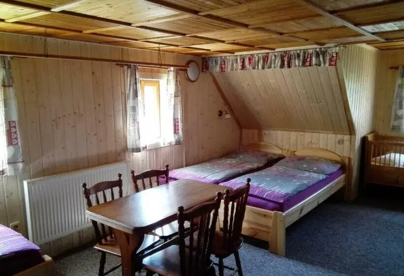 スタンダード４人部屋, Bouda Na Cestě