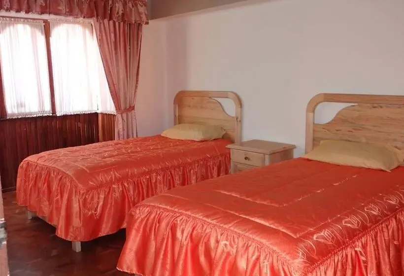 اتاق استاندارد با سرویس بهداشتی مشترک, Casa De Huespedes Isabella