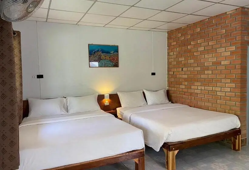 Perhehuone, Coconut Bungalow