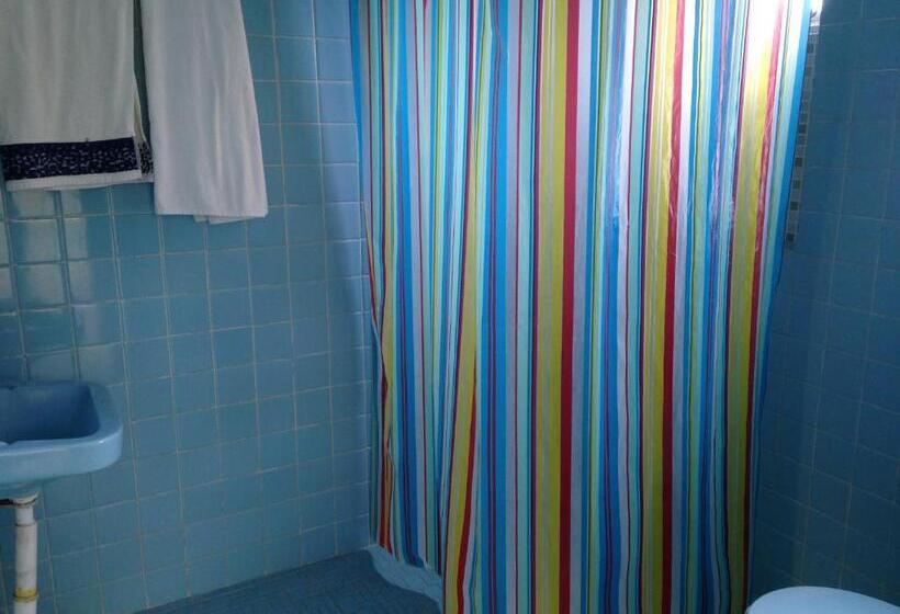 Номер Стандарт, Hostal Makea Pachuca