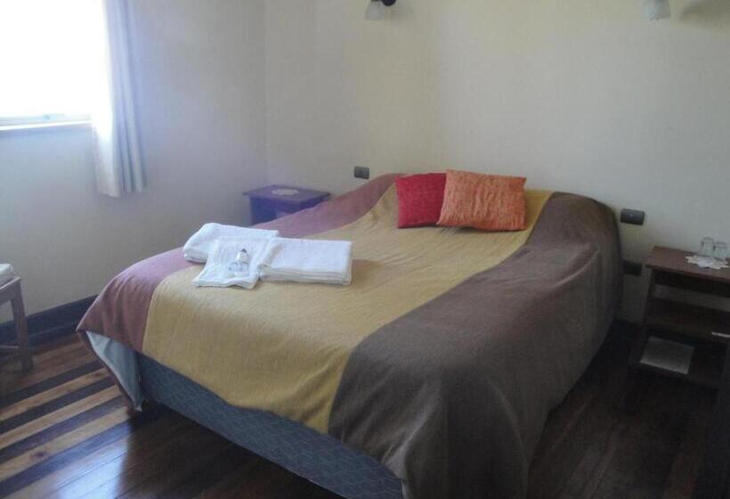 اتاق استاندارد, The Travelling Chile