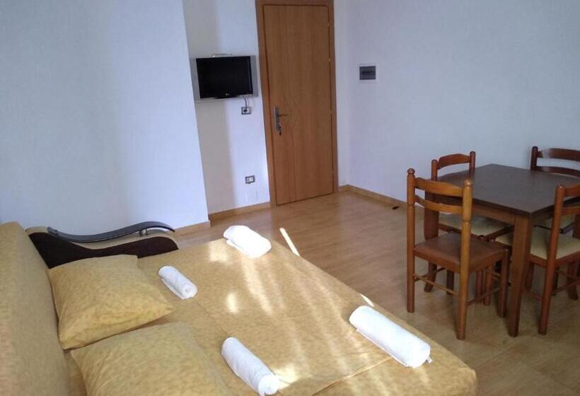 1 Bedroom Deluxe Apartment, Vila Pasqyra