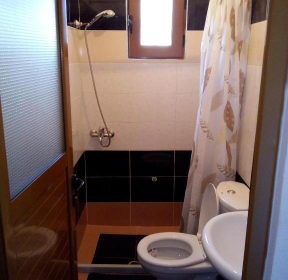 1 Bedroom Apartment Ground Floor, Vila Pasqyra