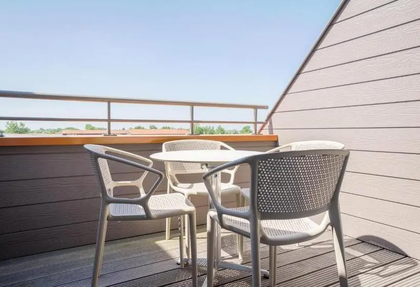 スタンダードスタジオ, Holiday Suites Westende   Middelkerke