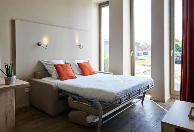 スタンダードスタジオ, Holiday Suites Westende   Middelkerke