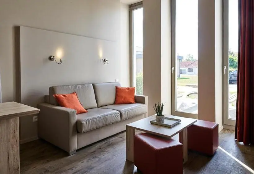 スタンダードスタジオ, Holiday Suites Westende   Middelkerke