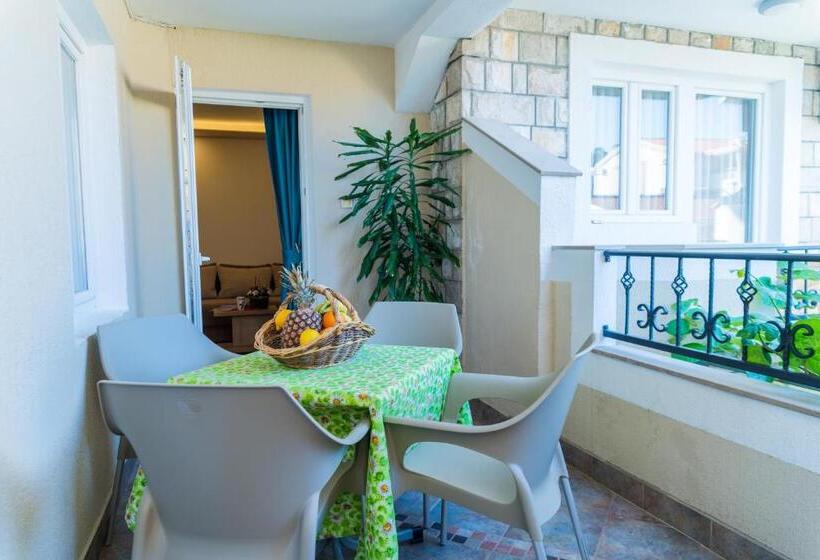 آپارتمان 1 خوابه, Guest House S Lux