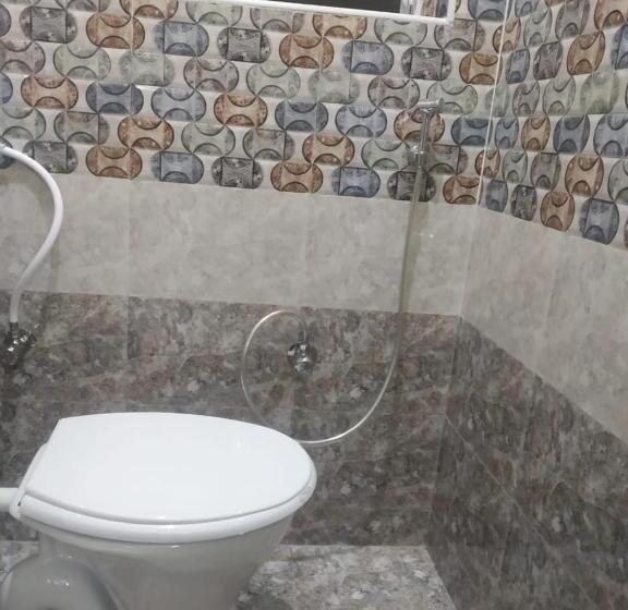 Трехместный Номер Базовый, Xavier Guest House