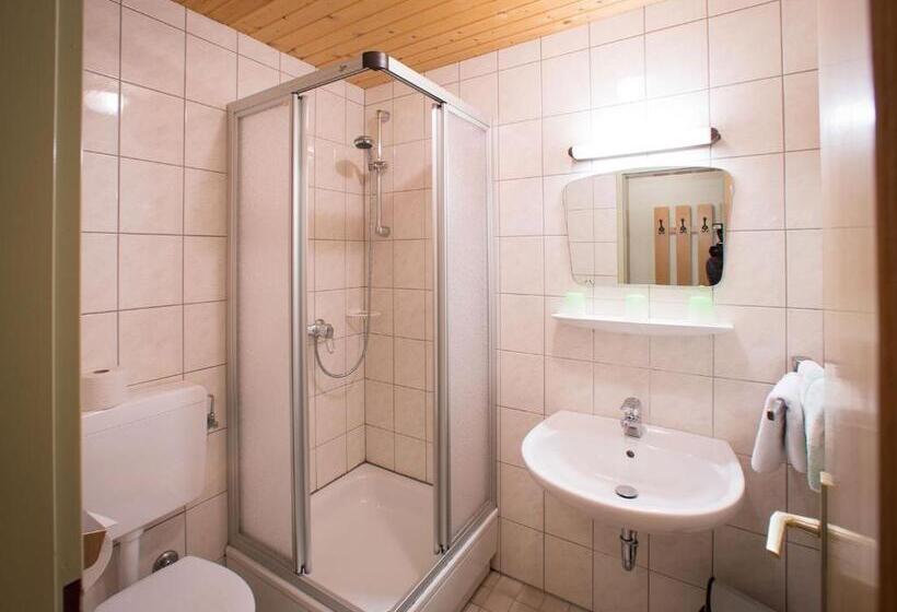 חדר סטנדרט לשלושה, Alpengasthof Draxler