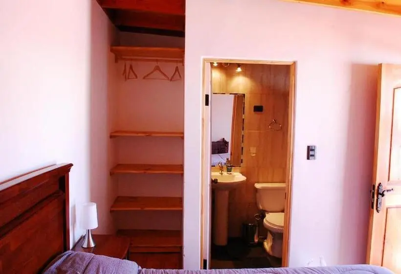 اتاق خانوادگی, La Casa Del Pueblo Hostal