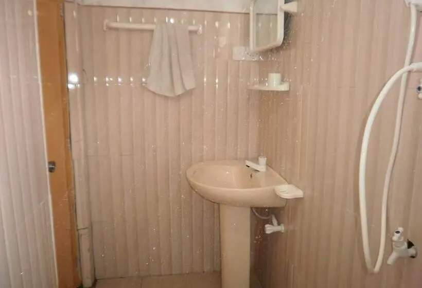 デラックスの4人部屋, Nethu Freedom Cottage