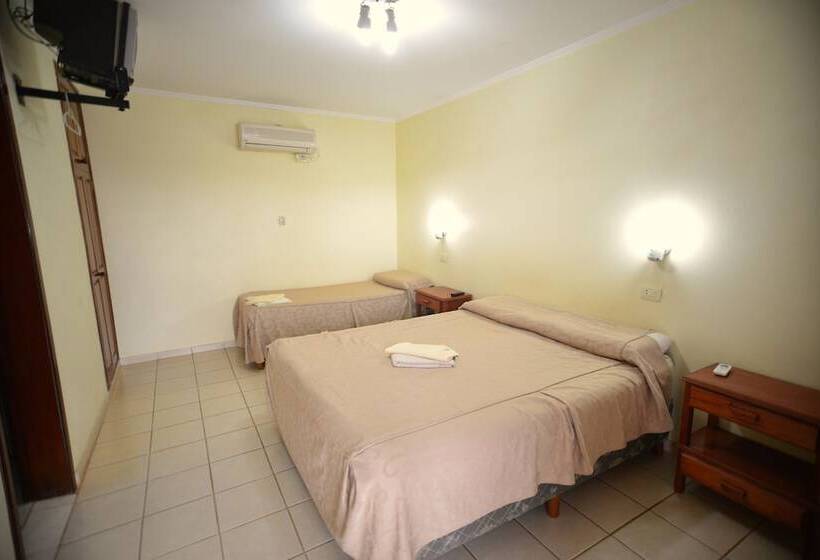 غرفة قياسية ثلاثية, Lilian