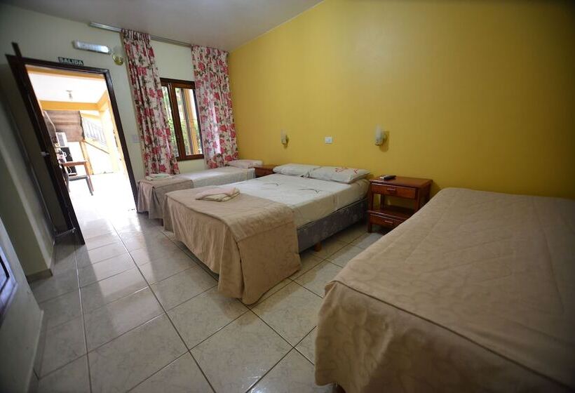 スタンダード４人部屋, Lilian