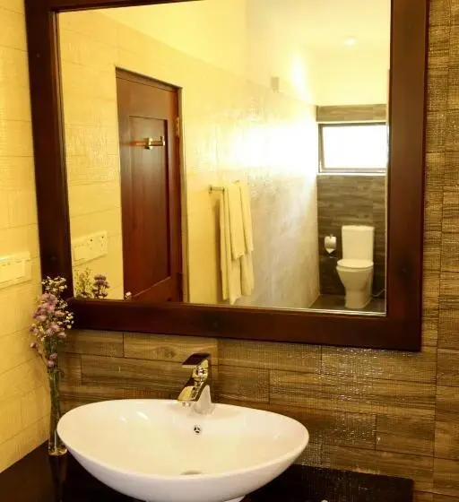 Superior Yhden Hengen Huone, Oreeka   Katunayake Airport Transit Hotels