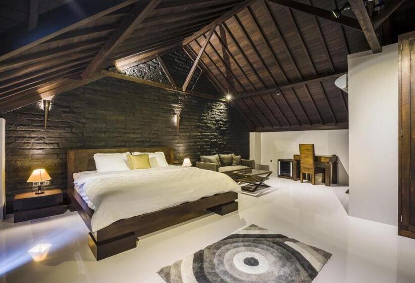 디럭스 4인 룸, 14 Palms