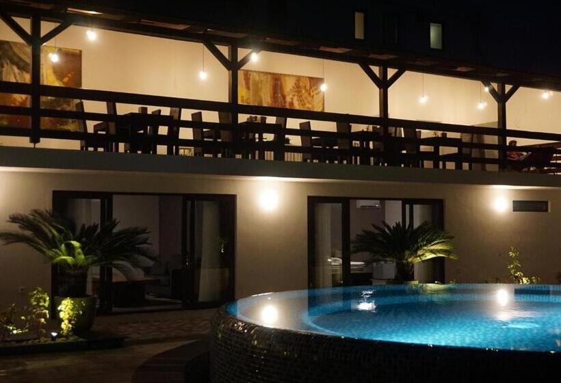 Стандартный Номер Кровать Кинг, 14 Palms