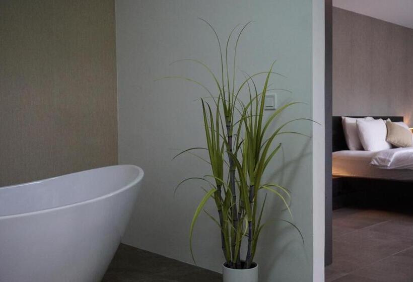 스탠다드 룸 킹사이즈 침대, 14 Palms