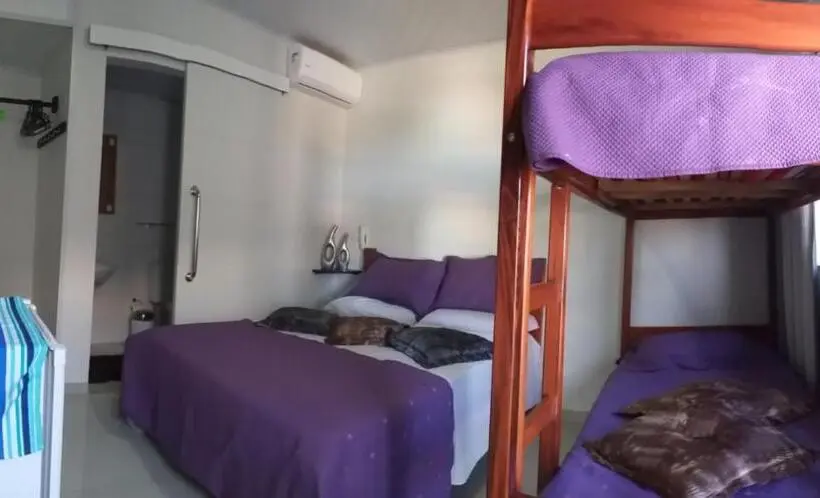 Deluxe Neljän Hengen Huone, Airport Pousada