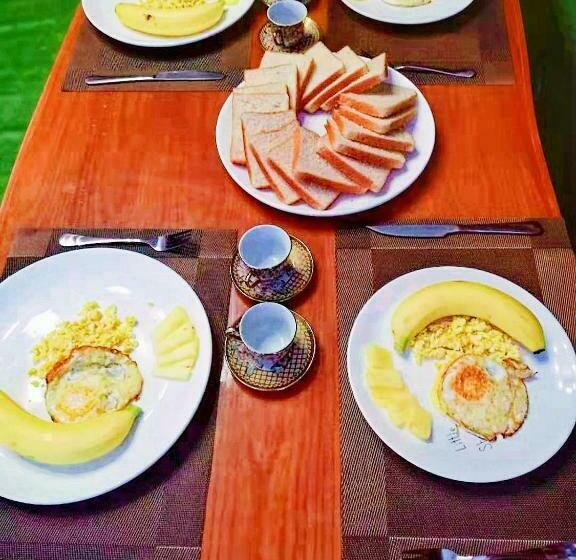 ガーデンビュースイート, Edinburgh Hostel