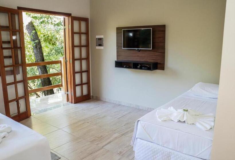 Standard 3 Pers. Værelse m. Balkon, Pousada Mirante Do Lago