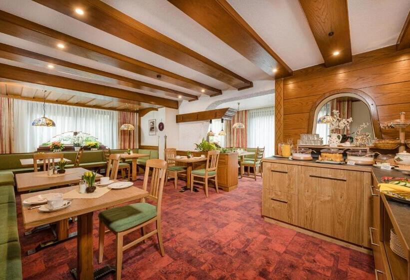 شقة غرفة واحدة مزودة بتراس, Pension Maria