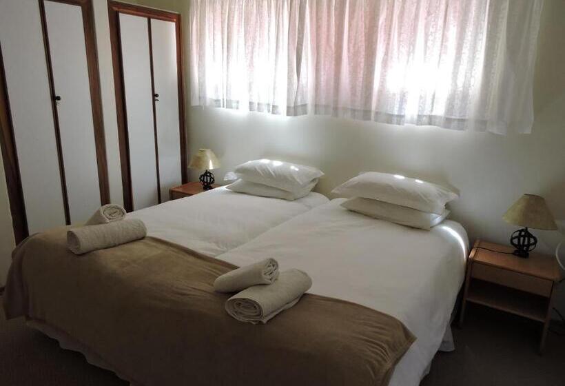 اتاق استاندارد, Savanna Guest Farm