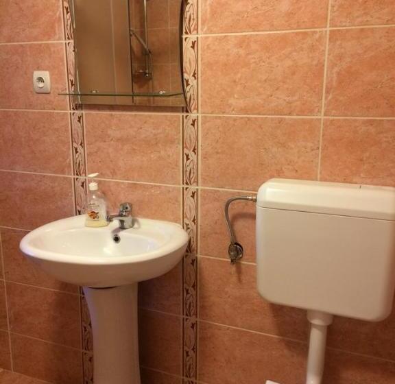 غرفة قياسية, Casa Genesini