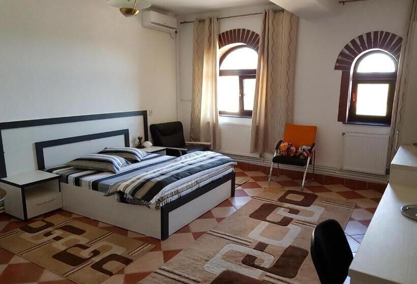 스탠다드 룸, Royal Castle