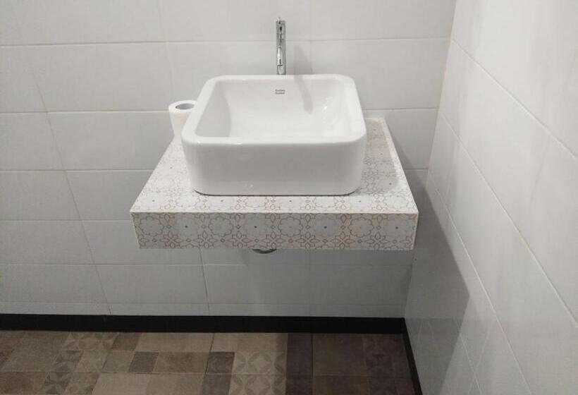 غرفة قياسية, Tirta Yoga Inn