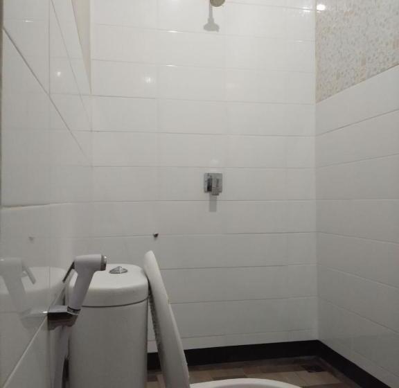 غرفة قياسية مزوَّدة بشُرفة, Tirta Yoga Inn