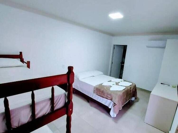 غرفة عائلية, Pousada Fiedler E Anacleto