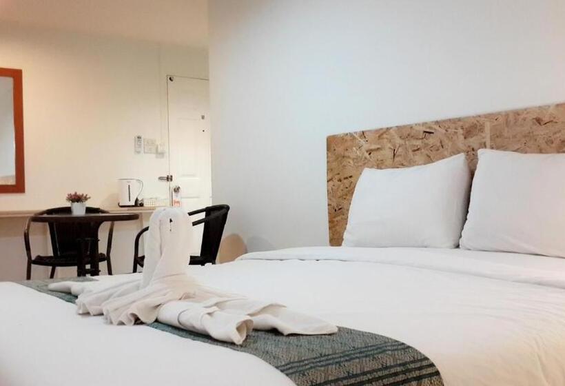 חדר סופריור, Rinradee Place