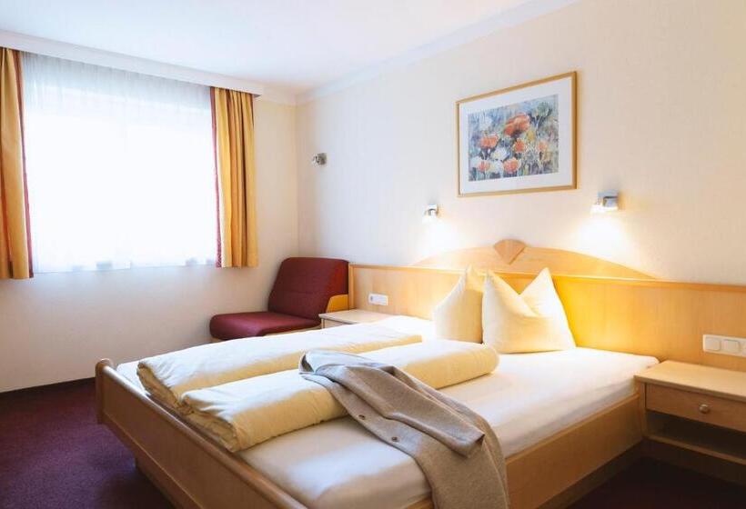 コンフォートルーム, Apart Pension Bergland